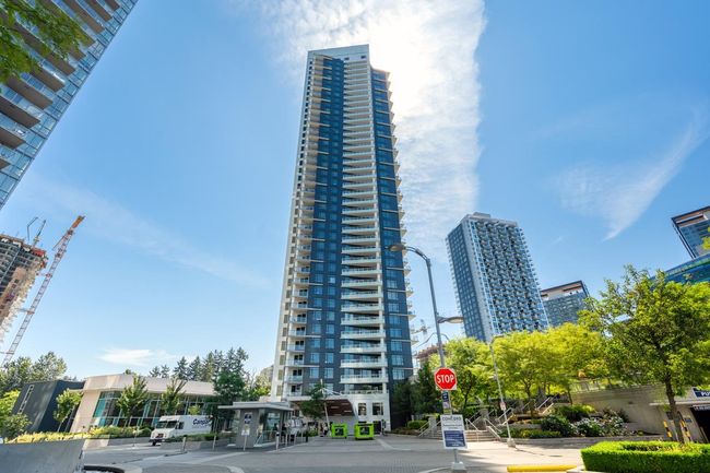 606 - 9887 Whalley Boulevard, Condo with 1 bedrooms, 1 bathrooms and 1 parking in Surrey BC | Image 1