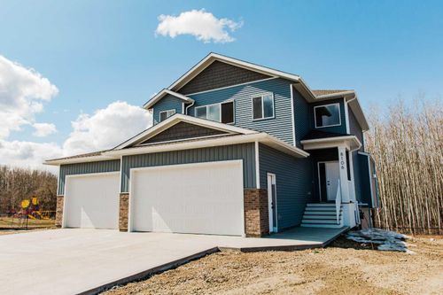 8106 121 Street, Grande Prairie, AB, T8W0M5 | Card Image