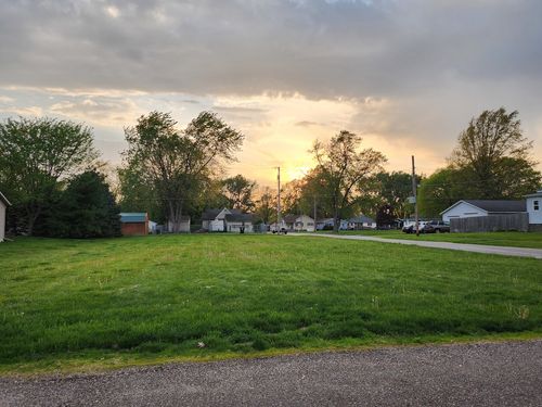 515 Oglesby Ave, Lincoln, IL, 62656-1144 | Card Image