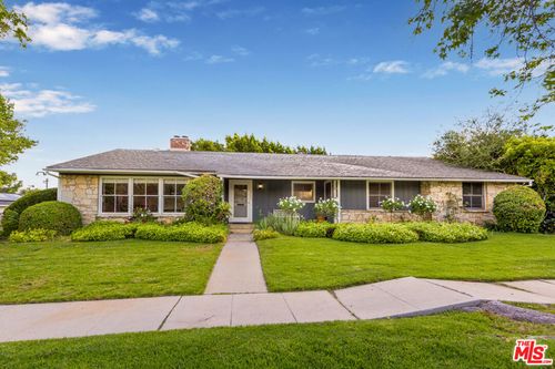 4944 Texhoma Ave, Encino, CA, 91316-3740 | Card Image