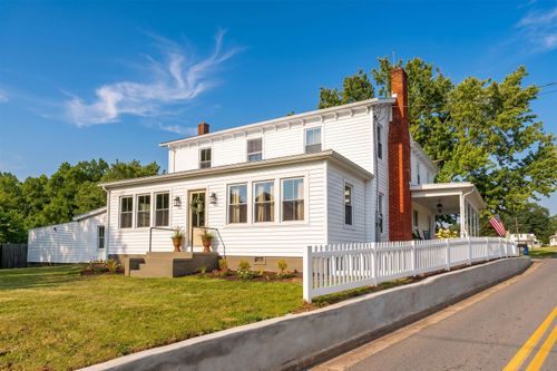 208 Orchard Dr, TIMBERVILLE, VA, 22853-9311 | Card Image