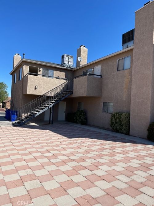 2-13757 Greenwood Pl, Victorville, CA, 92395 | Card Image