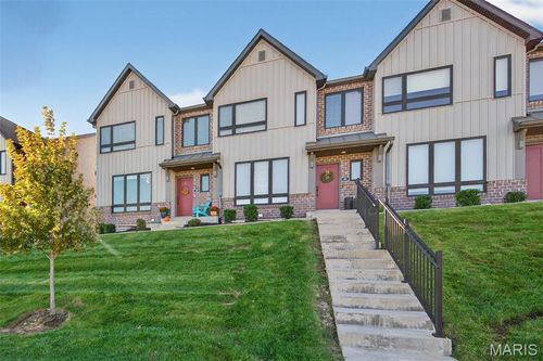 25 Aubrey Pl, Saint Charles, MO, 63303-4337 | Card Image