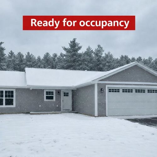 2740 Mockingbird Dr, Traverse City, MI, 49685-8777 | Card Image