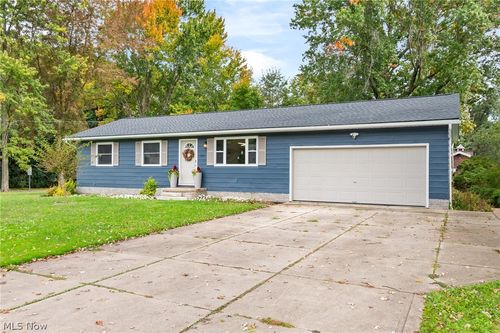 5201 Fawn Dr, New Franklin, OH, 44319-3905 | Card Image