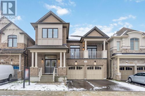 {{alt}} | Card Image