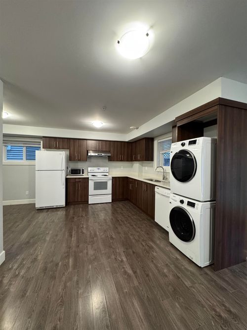 11718 236 St, Maple Ridge, BC, V4R0E3 | Card Image