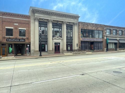 101-102-ll1-ll2-119 W Main Street, West Dundee, IL, 60118 | Card Image