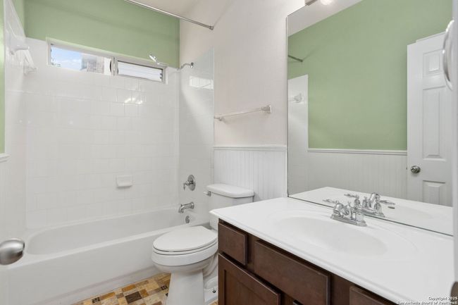 10406 Canyon Riv, House other with 4 bedrooms, 3 bathrooms and null parking in Helotes TX | Image 22