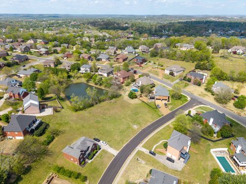 115 Cumberland Pl, Hendersonville, TN, 37075-4358 | Card Image