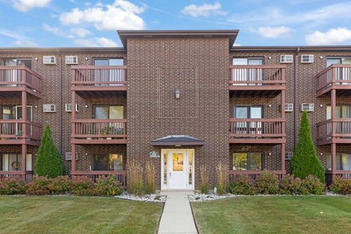 apt-2b-1002 Spruce St, GLENDALE HEIGHTS, IL, 60139-3706 | Card Image