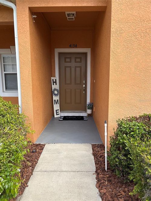 4194 Winding Vine Dr, LAKELAND, FL, 33812-2202 | Card Image