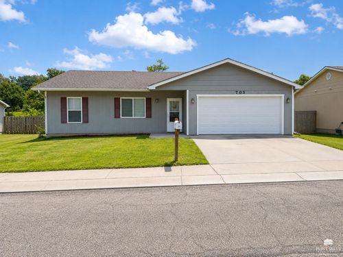 703 Jerry Dr, Junction City, KS, 66441-4491 | Card Image