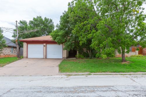 8001 Weehunt Ct, Abilene, TX, 79606-5491 | Card Image
