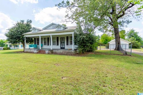 5676 Warrior River Rd, Bessemer, AL, 35023-1071 | Card Image