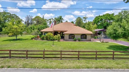 13664 60th St N, West Palm Beach, FL, 33411-8379 | Card Image