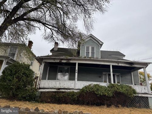 110 N Main St, EDINBURG, VA, 22824 | Card Image