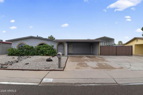 4911 W Beverly Ln, Glendale, AZ, 85306-2027 | Card Image