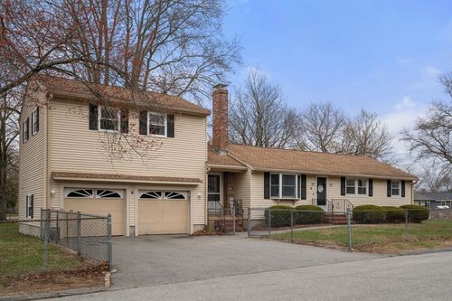 6 Broadview Rd, Lowell, MA, 01852-1610 | Card Image