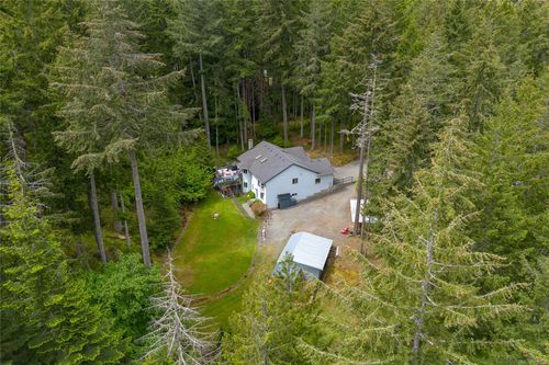 5395 Munn Rd, Highlands, BC, V9E1G8 | Card Image