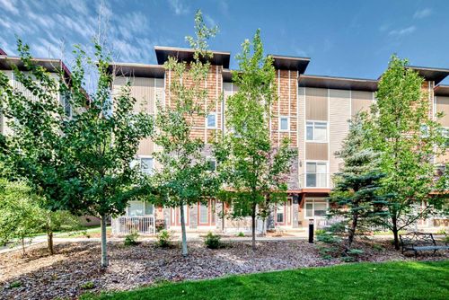 606 Skyview Point Pl Ne, Calgary, AB, T3N0L7 | Card Image