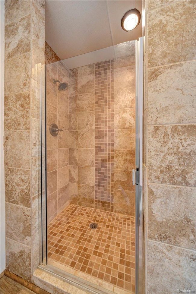 17-2898 E Lake Dr-46.jpg | Image 14