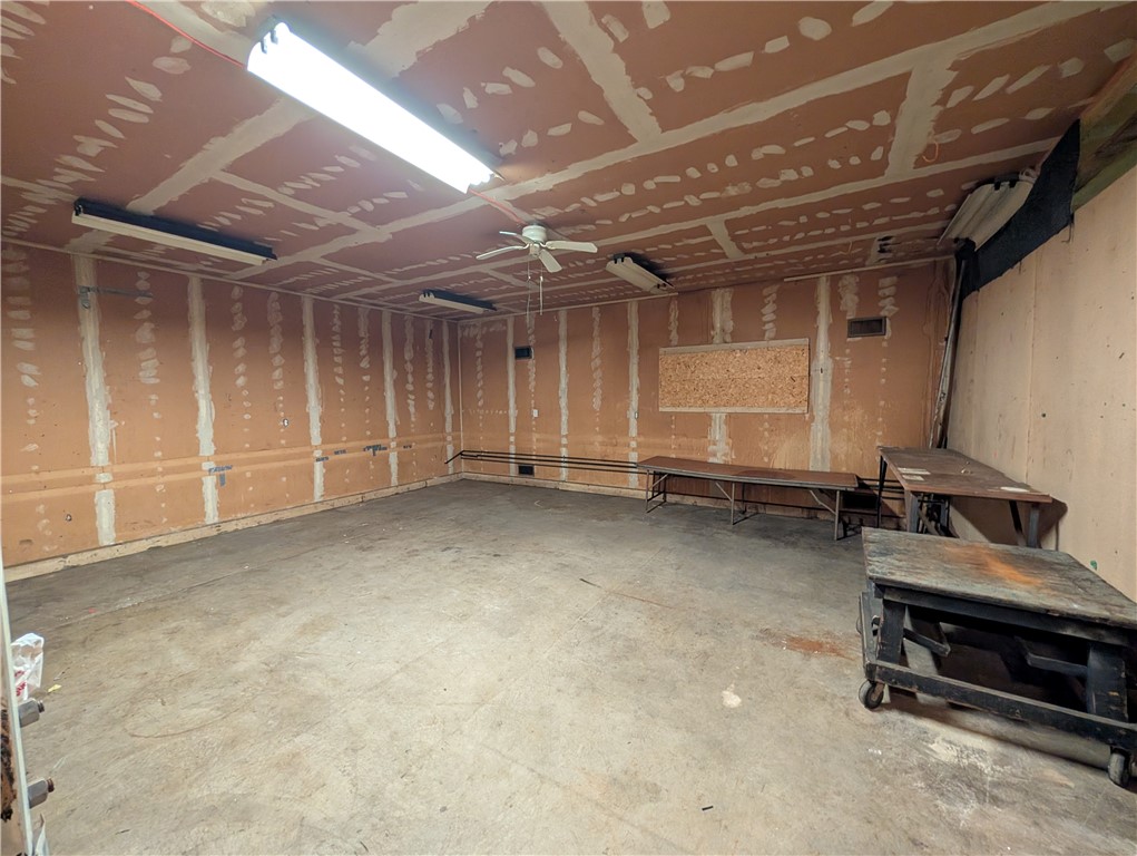 Commercial Sale in Bradford City 4