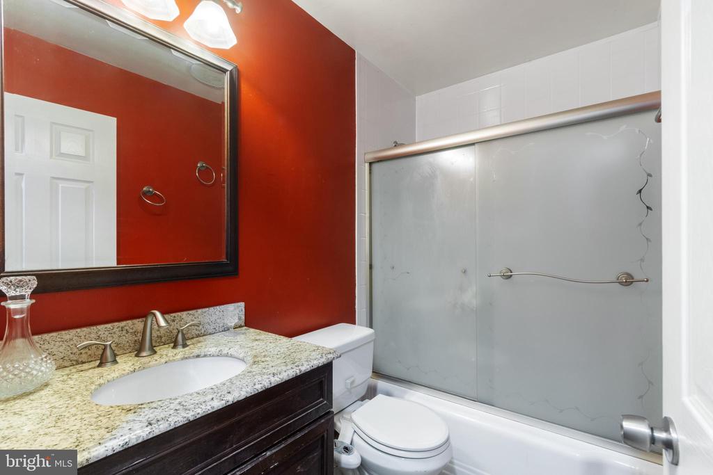 Residential in OWINGS MILLS 3