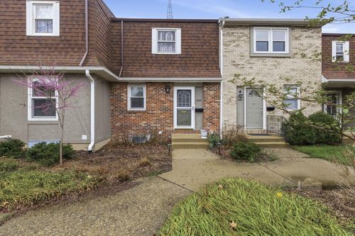 38-2533 Essex Ct, Saint Joseph, MI, 49085-2703 | Card Image