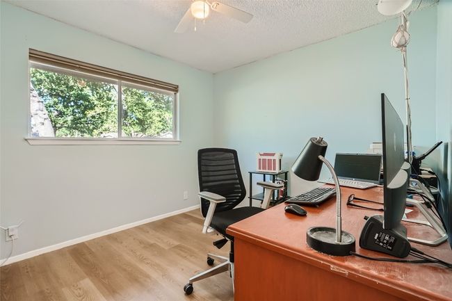 9206 Robins Nest Ln, House other with 3 bedrooms, 2 bathrooms and 2 parking in Austin TX | Image 14