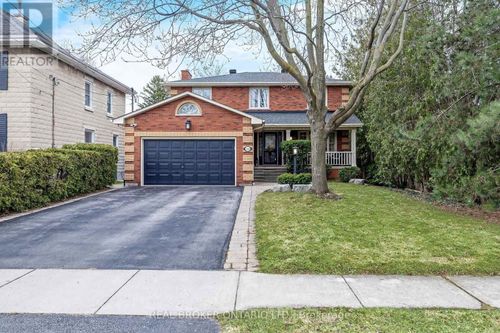 352 Broadway Ave, Milton, ON, L9T1T7 | Card Image