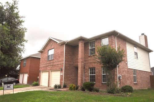 2024 Kings Forest Dr, Heartland, TX, 75126-8276 | Card Image