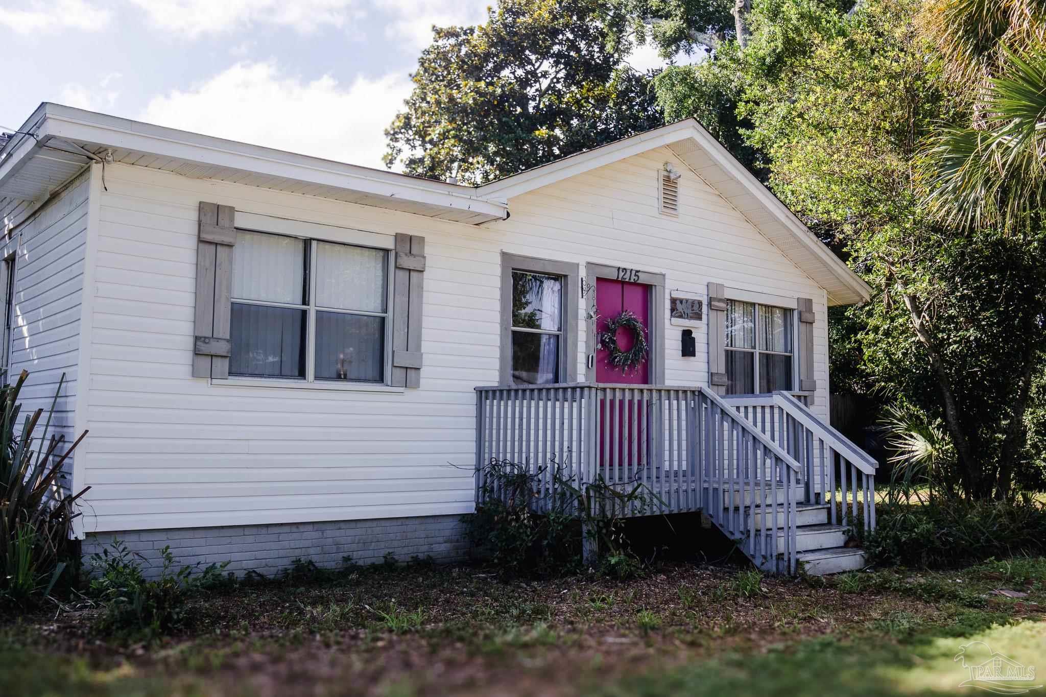 C St, Pensacola, FL 32501