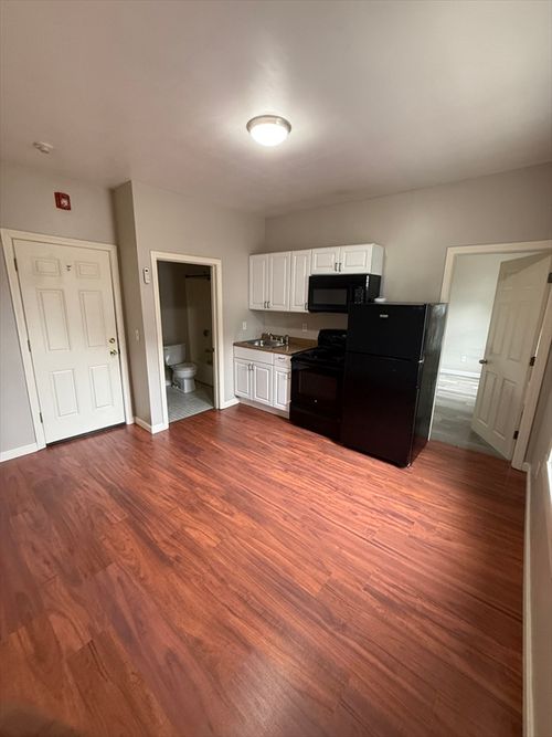 1-378 Center St, Middleboro, MA, 02346-2144 | Card Image