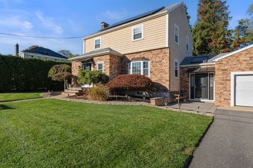 159 Wilder St, Swansea, MA, 02777-2916 | Card Image