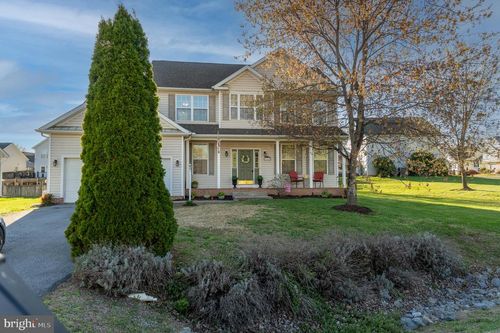 101 Wren St N, MARTINSBURG, WV, 25405-2487 | Card Image