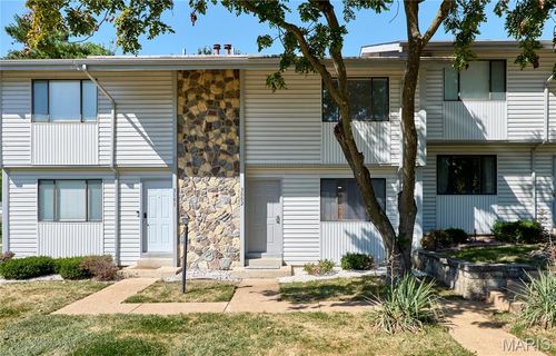 3002-3002 San Souci Dr, Lake St Louis, MO, 63367-1146 | Card Image