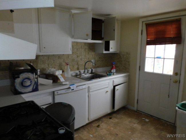 APT-8 - 90 Carriage Dr, Condo with 3 bedrooms, 3 bathrooms and null parking in Orchard Park NY | Image 5