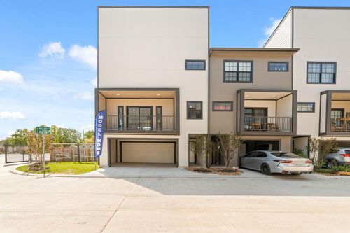 11932 N Hoa Sen Cir, Houston, TX, 77072-4121 | Card Image