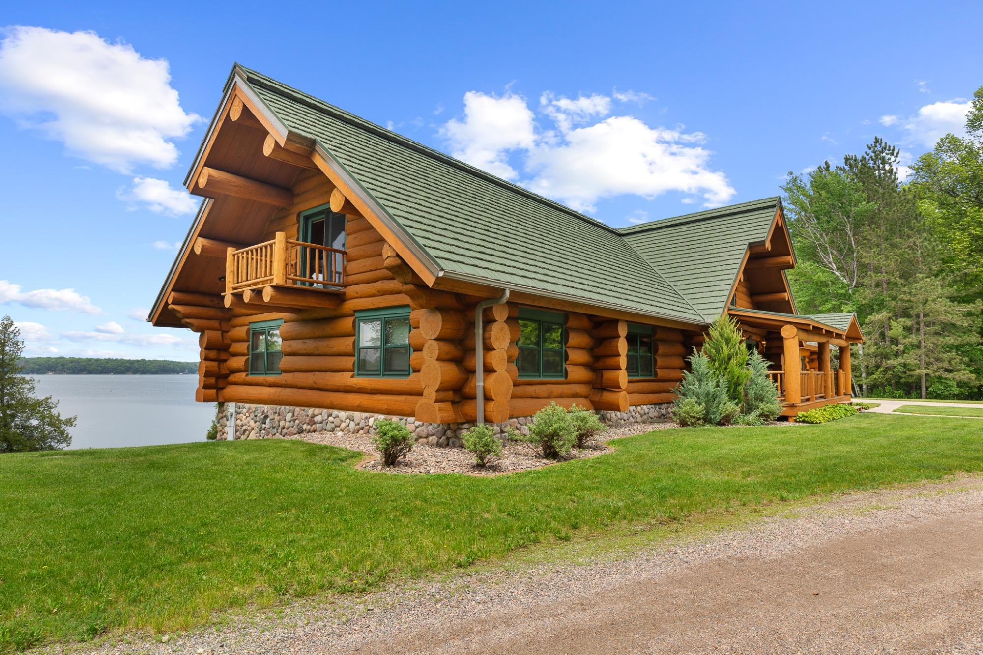 Residential in Pickerel 3