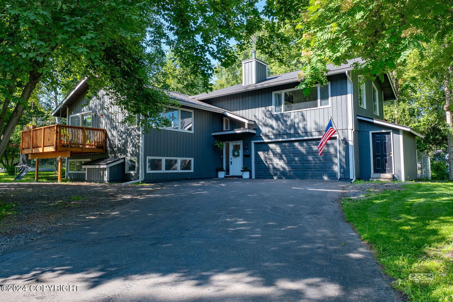 Wingate Cir, Anchorage, AK 99508