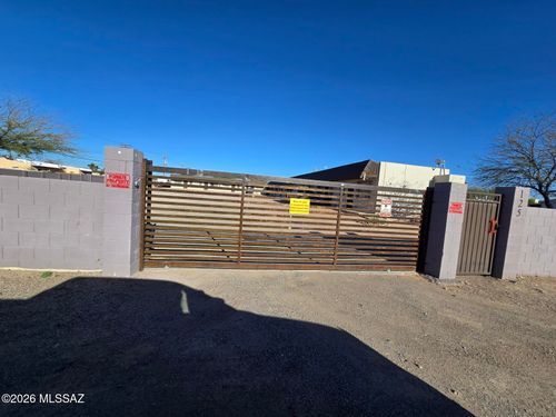 j-125 E 34th St, Tucson, AZ, 85713-4477 | Card Image