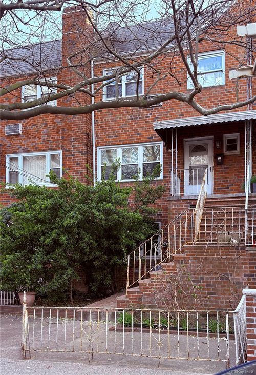 740 E 80th St, Brooklyn, NY, 11236-3514 | Card Image