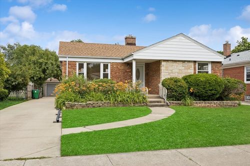 1307 Hull Ave, Westchester, IL, 60154-3604 | Card Image