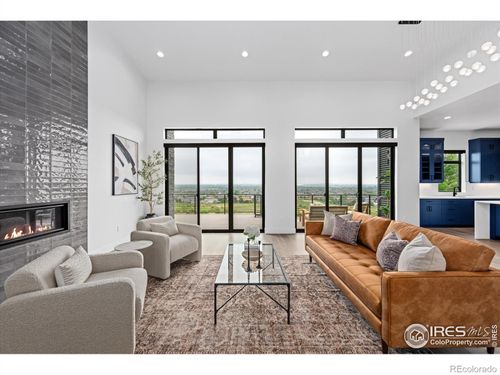 2145 Picture Pointe Dr, Windsor, CO, 80550-4900 | Card Image