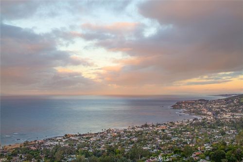 1155 Katella St, Laguna Beach, CA, 92651-3521 | Card Image