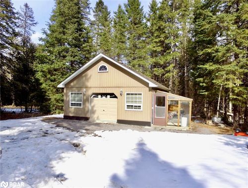 449 Limerick Lake Rd, Gilmour, ON, K0L1W0 | Card Image