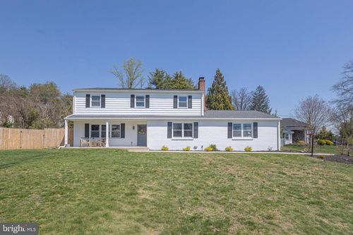 125 Bruce Rd, WASHINGTON CROSSING, PA, 18977-1509 | Card Image