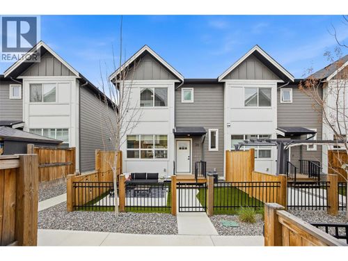 38-12075 Oceola Rd, Lake Country, BC, V4V0A7 | Card Image