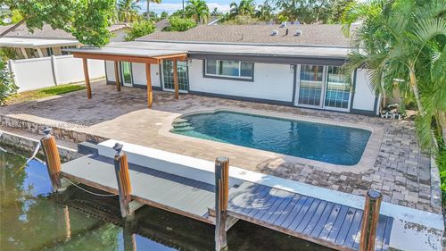 351 Se 16th Ave, Pompano Beach, FL, 33060-7627 | Card Image